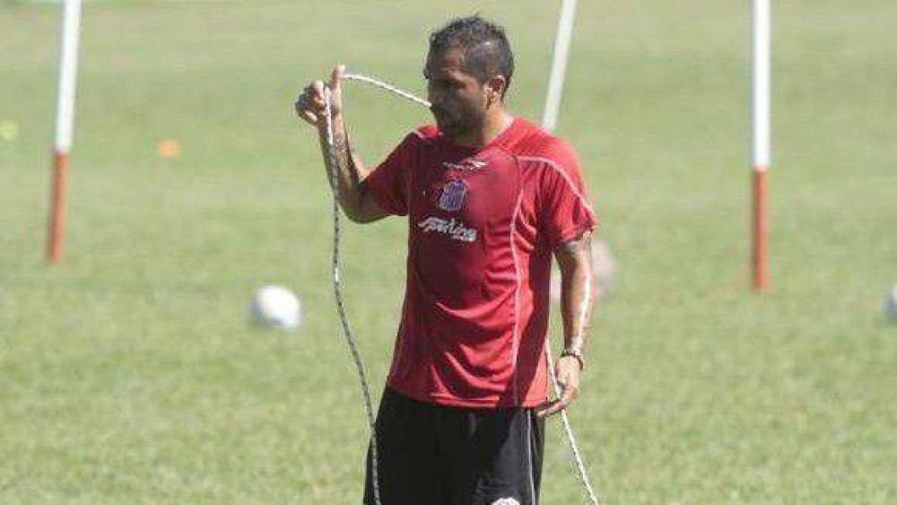 �No es imposible ganarle a Talleres� dijo el �Rat�n� Ib��ez