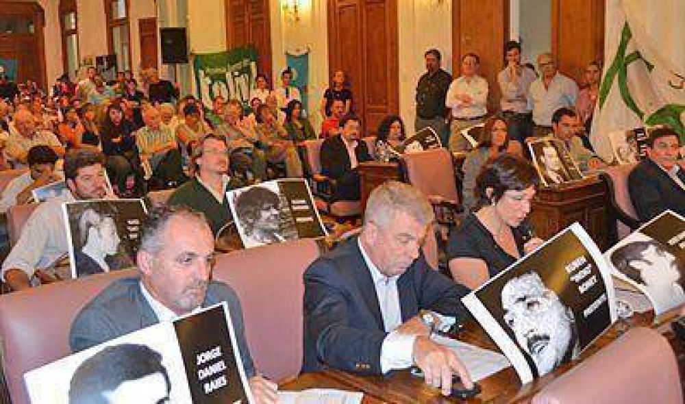 Emotivo acto en el Concejo por el D�a de la Memoria, por la Verdad y la Justicia