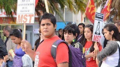 El �Nunca m�s� se conjuga en presente