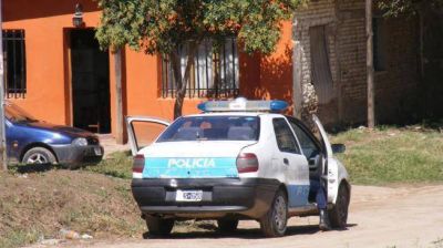Un polic�a mat� a su mujer con su arma reglamentaria