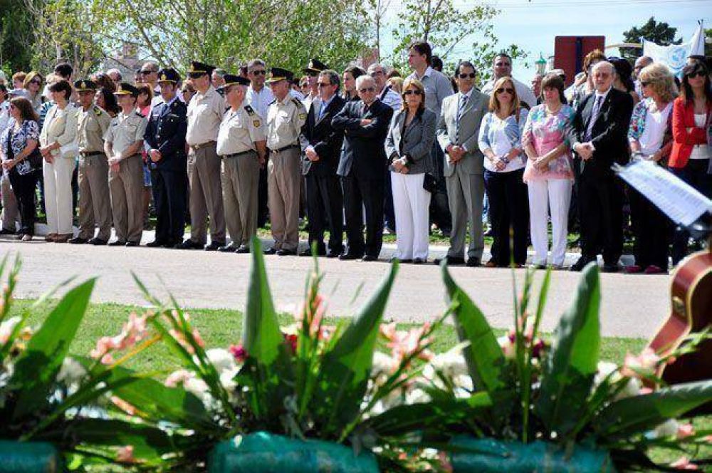 Memoria: Jorge y Larra�aga ausentes