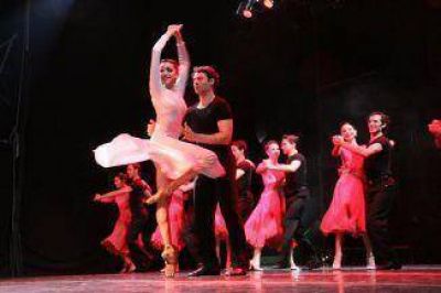 Varelenses volvieron a disfrutar del show de I�aki Urlezaga y la Orquesta Sinf�nica Municipal