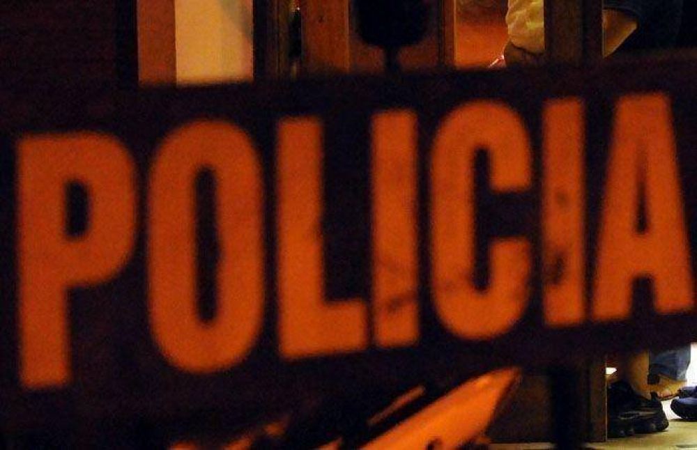 Asesisan a un joven de 31 a�os en Col�n y 234 al bajar del colectivo cerca de su casa