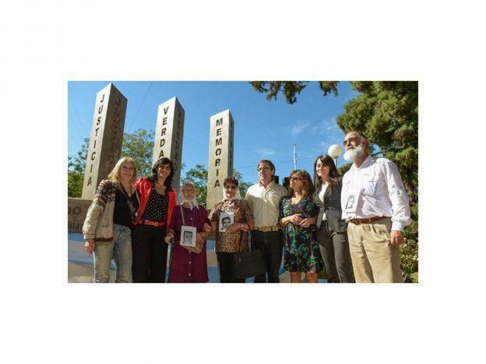 El Palacio Policial se convirti� en sede de homenaje a los desaparecidos
