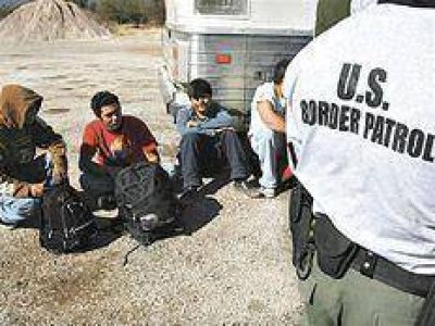 A�slan a presos inmigrantes
