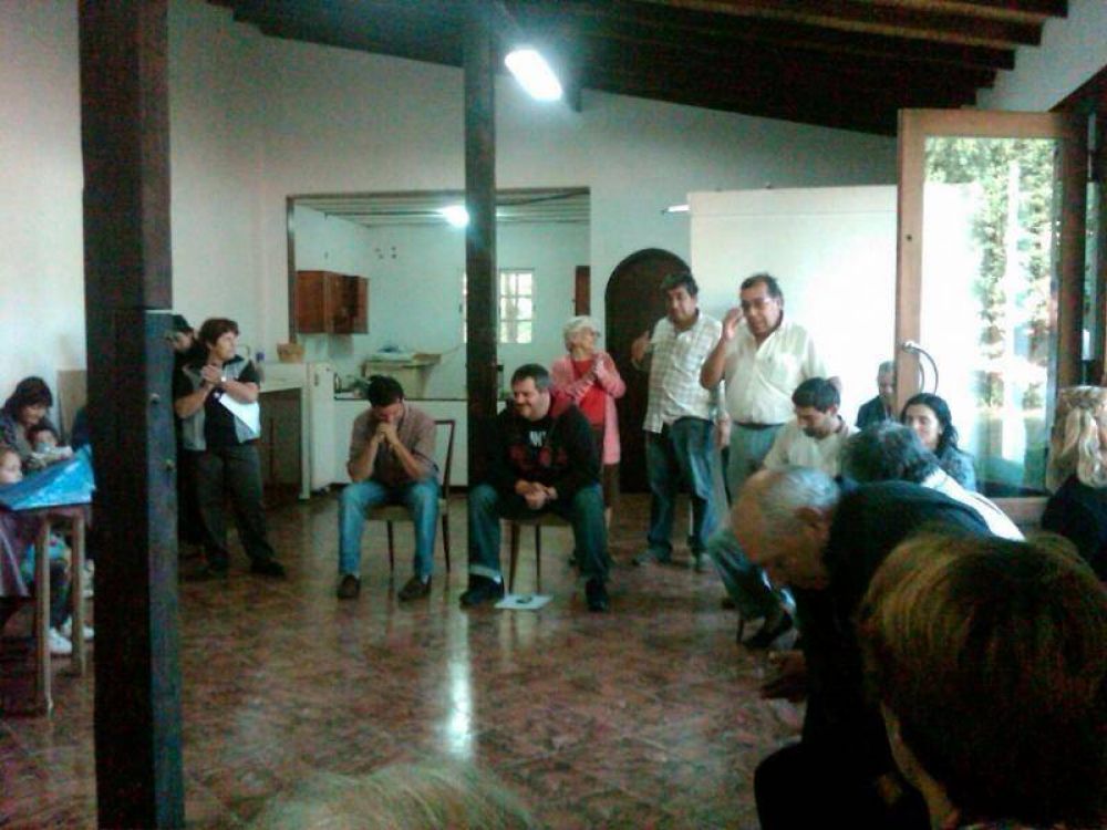 Concejales de la U.C.R. se reunieron con vecinos del barrio El Sosiego