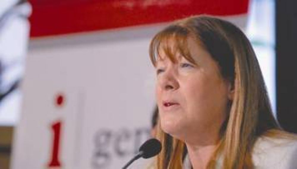 Para Stolbizer, intimidar con la ley antiterrorista "es de gobiernos autoritarios"