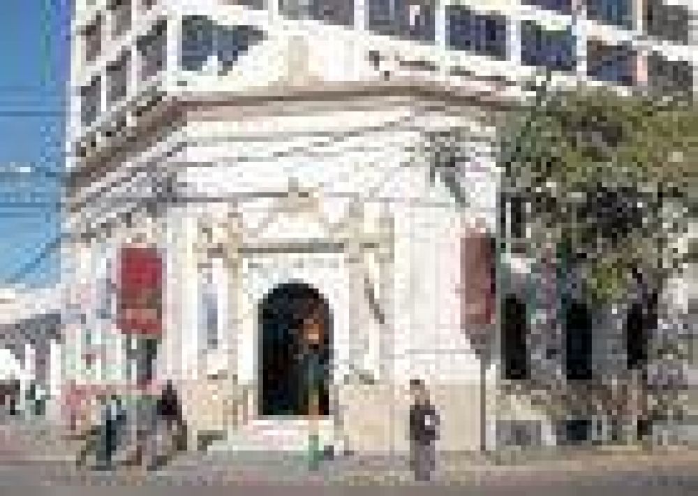 Esta semana s�lo hay bancos hasta la jornada del mi�rcoles y reabren el 3 de abril