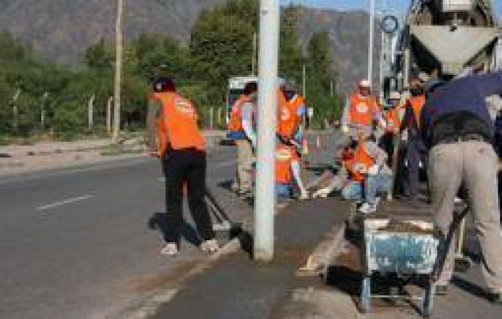 El municipio anunci� otro plan de bacheo para toda la ciudad