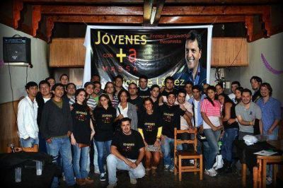 Reuni�n de la agruaci�n �J�venes con Massa� en Vicente L�pez