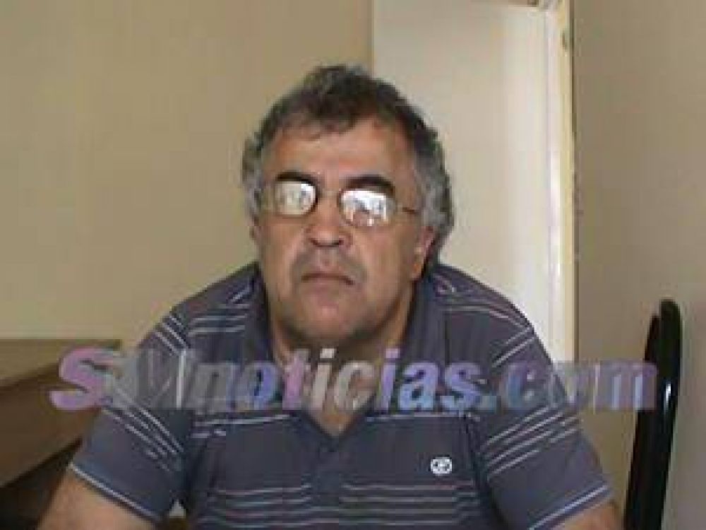 Fabi�n Alessandrini: "El gobierno provincial quiere enfrentar a los estatales con la sociedad"