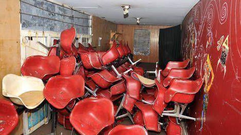 As� qued� la sala Alberdi tras la larga ocupaci�n