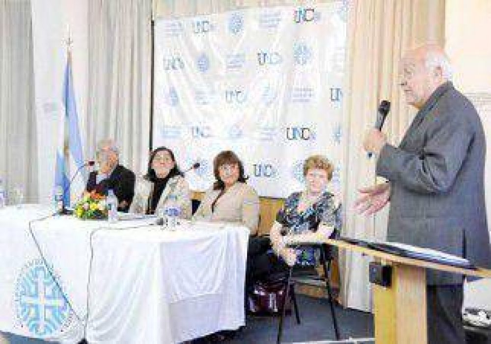 Destacaron la relaci�n de la UNCo con la sociedad 