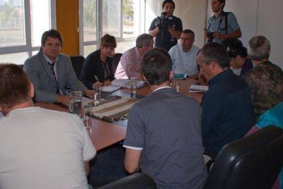 Sin avances, gobierno y docentes se vuelven a reunir el mi�rcoles