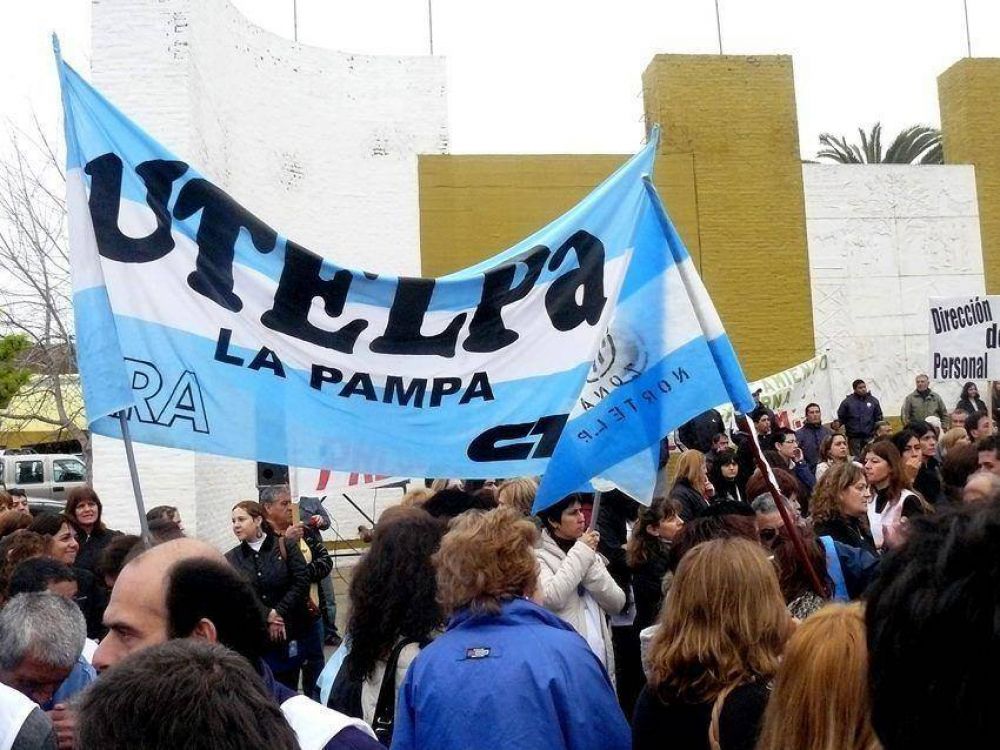 UTELPA: advierte que faltan cargos en los CAE