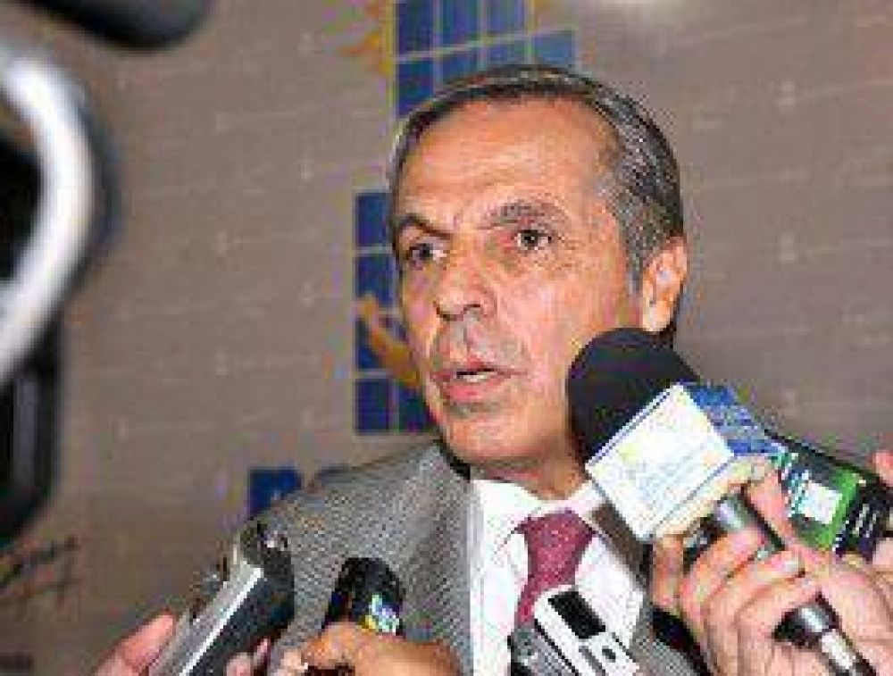 Sapag negocia y afirma �muy baja� adhesi�n al paro