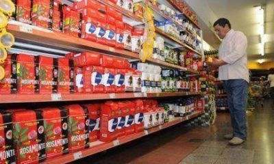 Moreno autoriza subas a Coca y se las niega a los yerbateros  