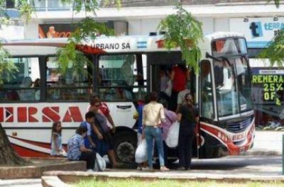 Usuarios de colectivos deben pagar los viajes pero no les dan el boleto