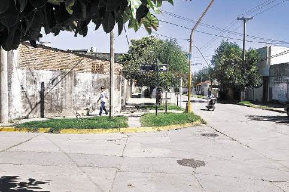 En barrio Roma preocupa la ola de asaltos y arrebatos