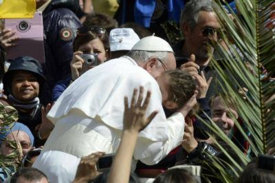 Otra "revoluci�n" del papa Francisco: no vivir�a en el departamento papal