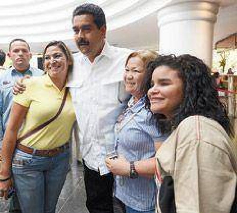Los medios y los avisos de campa�a