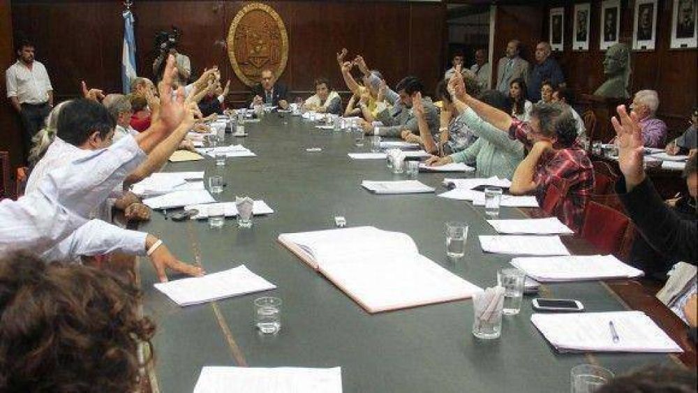 Aprobaron el segundo informe de la Comisi�n Interventora de la Escuela de Agricultura