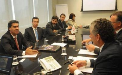 Capitanich se reuni� con directivos de OAS en San Pablo para acelerar los plazos del Segundo Acueducto