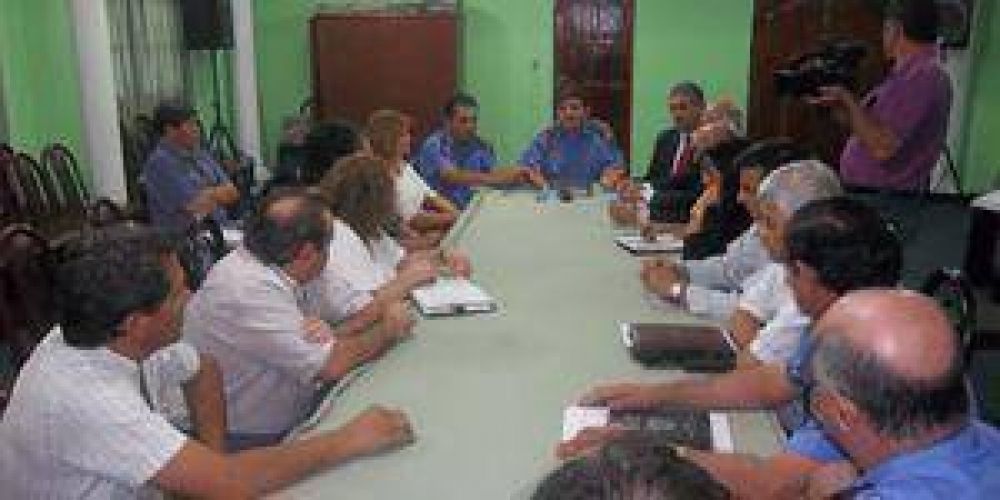 Remiseros: Coordinan acciones de seguridad