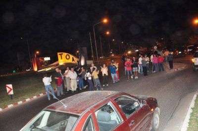 Lowo Che: vecinos reclaman por polic�as, bald�os, perros y residuos