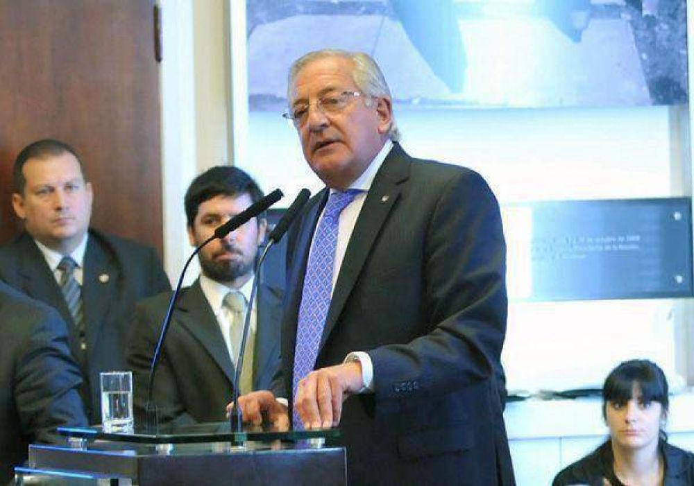 Fellner: �vamos a seguir con m�s fuerza el proyecto pol�tico� del Gobierno nacional