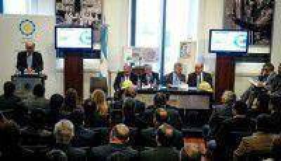 Funcionarios nacionales destacaron gesti�n del gobernador Fellner