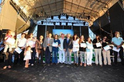 El Gobierno construir� nuevas casas para el Plan Radicar Salud
