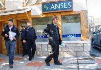Aigo: allanaron oficinas de Anses 