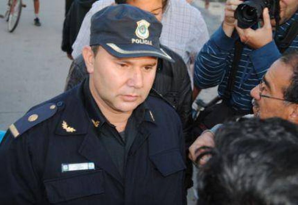 El Jefe Departamental le dio vacaciones al Subcomisario Rosso de la 12�