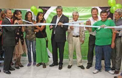 Inauguraron obras en el Punto Cultural N� 2 �Estrella de Echenaguc�a�