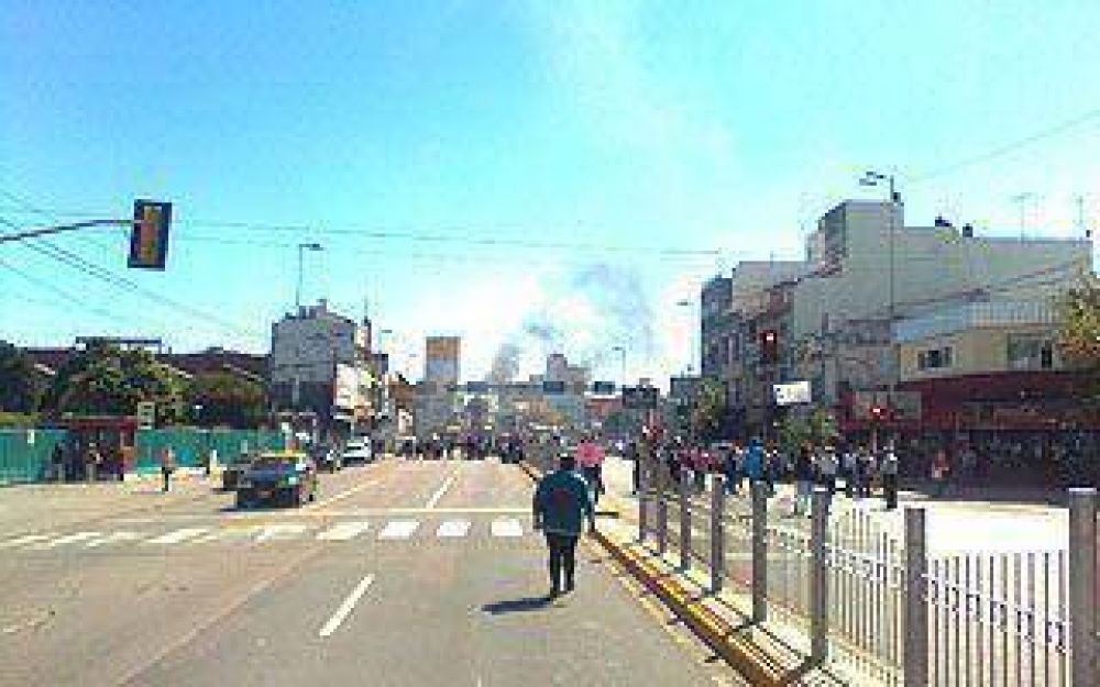 Volvieron a marchar por el retraso en el env�o de drogas oncol�gicas