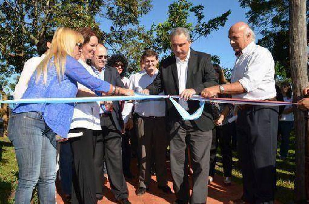 Passalacqua anunci� que el jueves cobran los empleados provinciales 