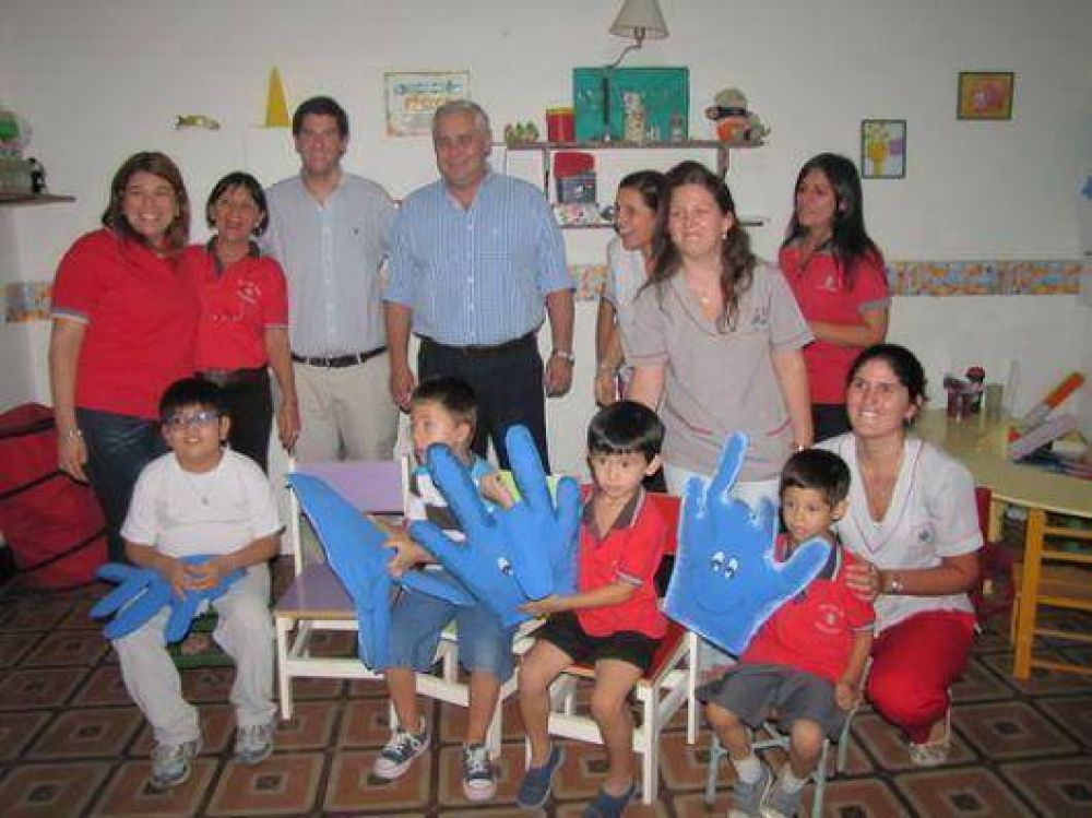 R�os apunt� a la poca cobertura social para discapacitados