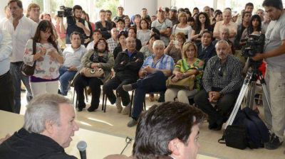 Peralta se adelant� a C�rdoba al inaugurar ampliaci�n del Cemepa