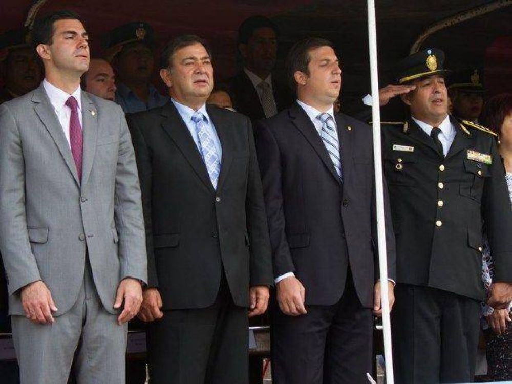 Autocr�tica de Sylvester y Lami en el D�a de la Polic�a de Salta