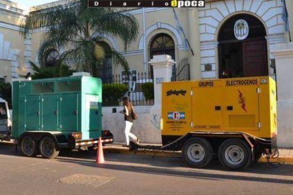 Cortan el suministro de energ�a a oficinas del Palacio Municipal