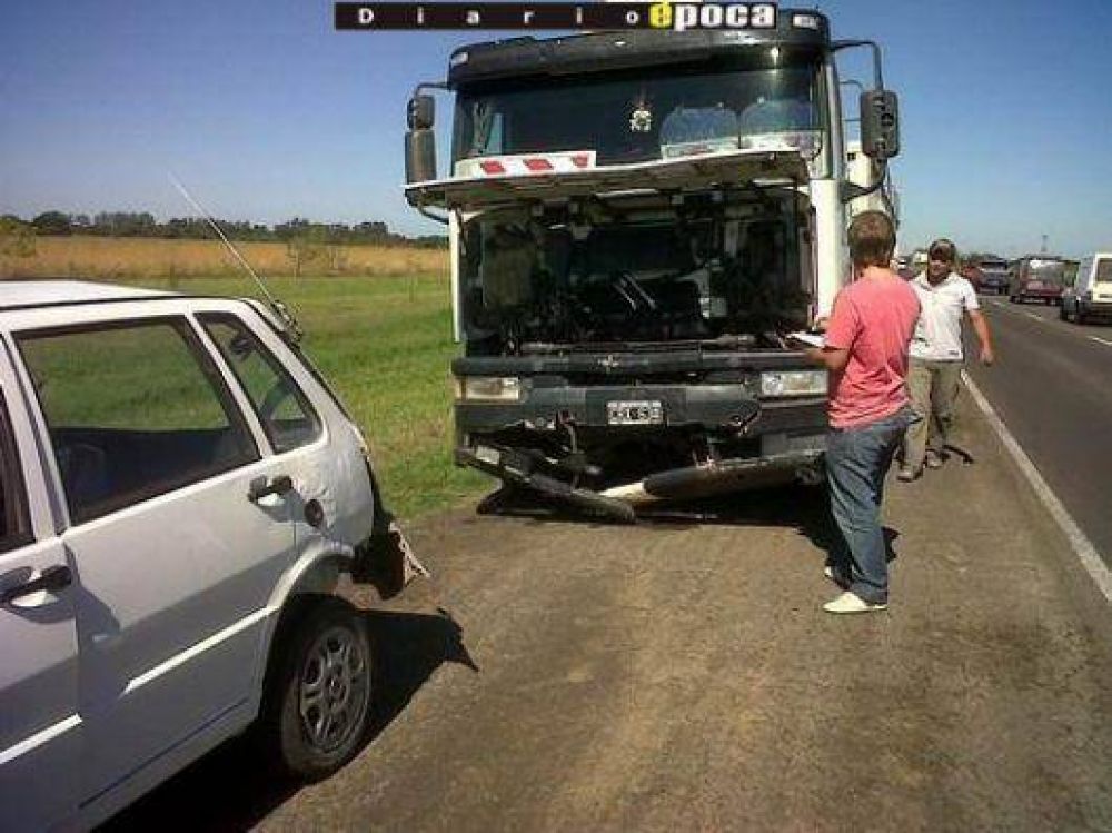 Por no llevar el casco, chico de 14 a�os en moto muri� en un choque