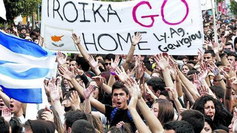 Europa se rectifica: dice que la quita de ahorros no es un modelo a seguir