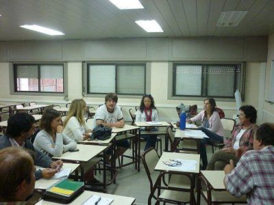 Con mucho �mpetu comenz� el proyecto de extensi�n sobre agricultura familiar