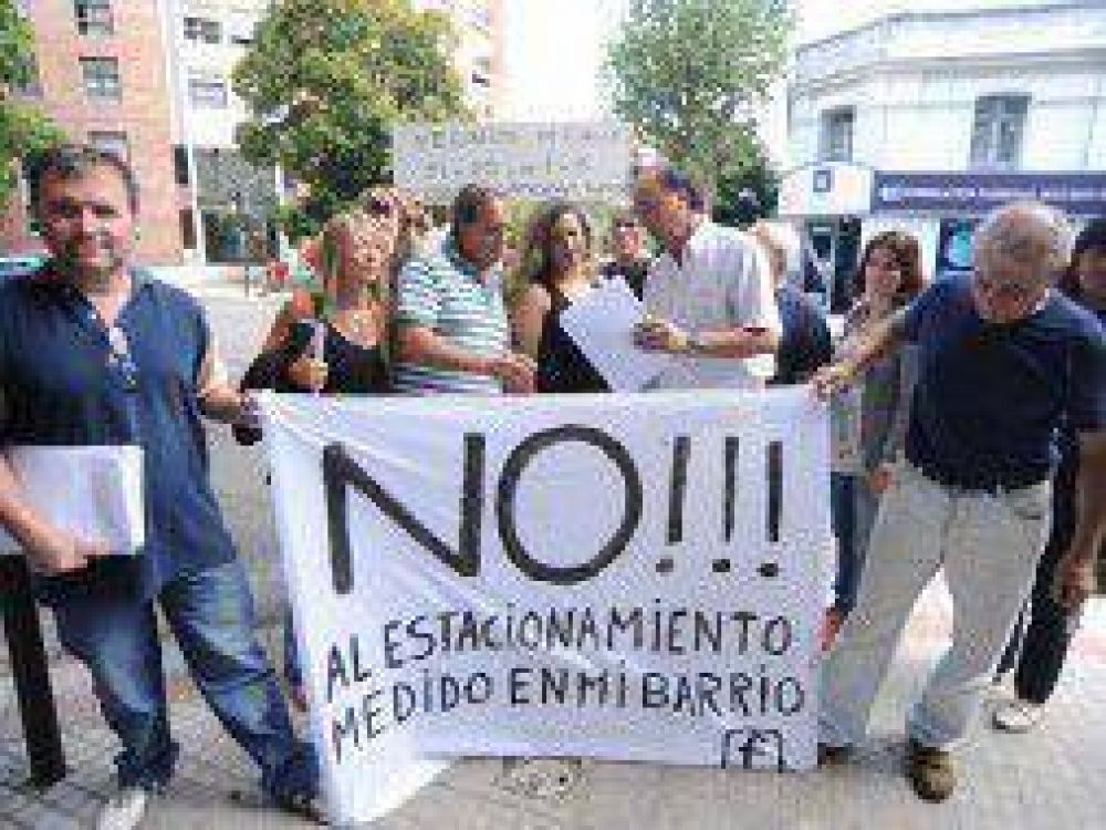 La Justicia fren� la pol�mica ampliaci�n del estacionamiento medido en La Plata