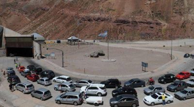 M�s de 4 mil personas cruzaron ayer a Chile