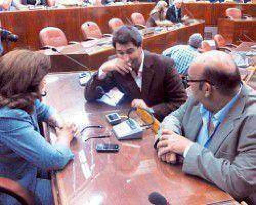 Los legisladores probaron el voto electr�nico