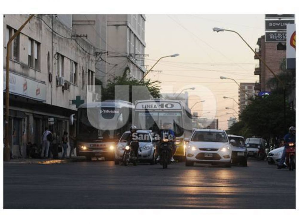 Avanza el proyecto para habilitar un carril exclusivo en Rivadavia