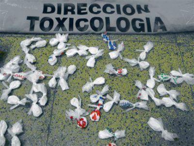 Detuvieron a un hombre que trasladaba coca�na en una motocicleta 