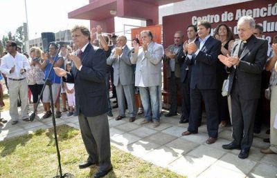 Anuncian la construcci�n de un nuevo Centro de Salud en Bat�n